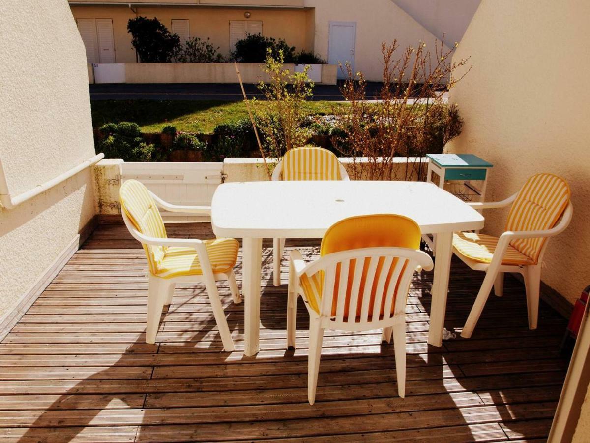 Appartement A La Plage Saint-Nic Bagian luar foto