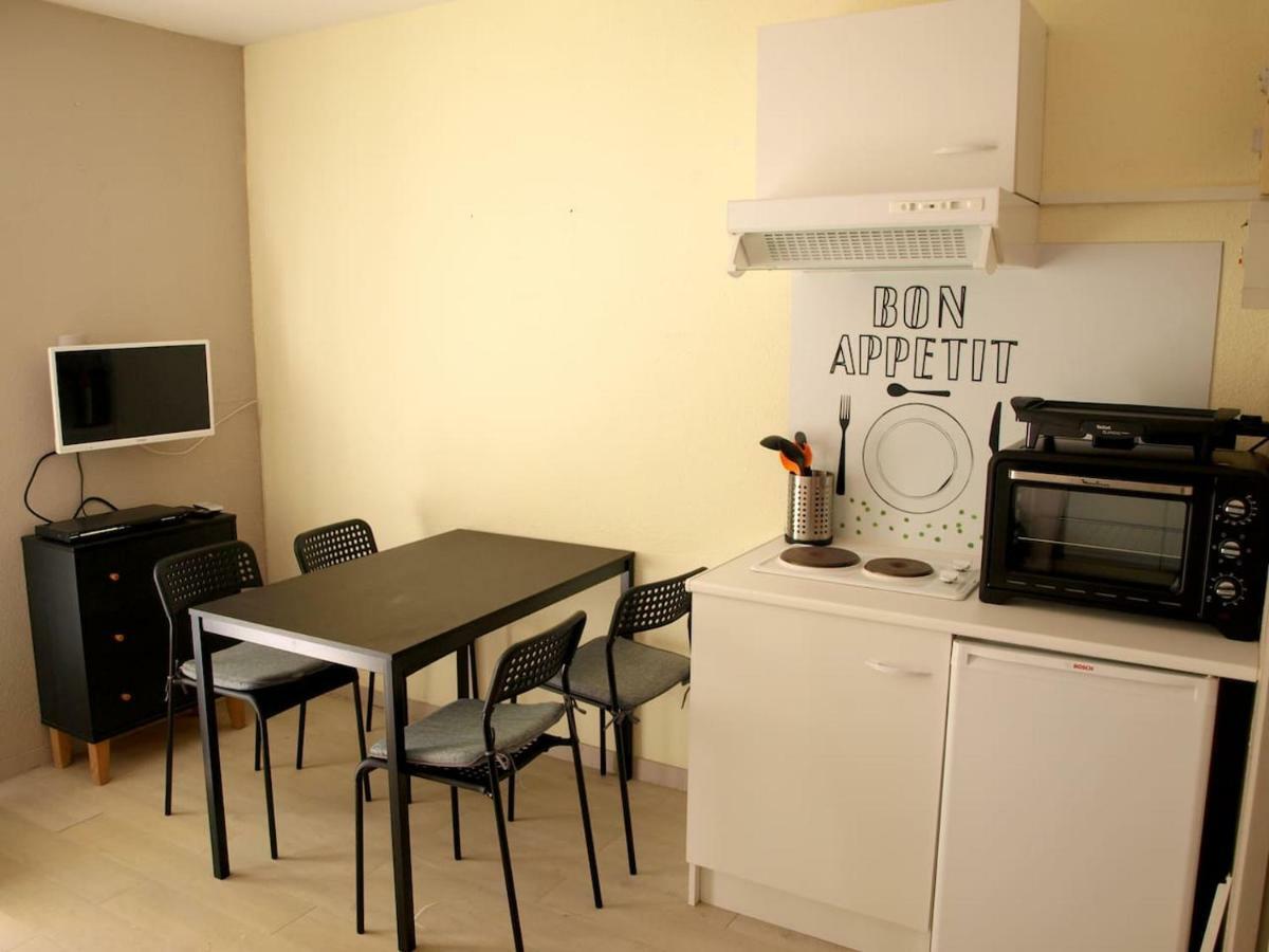Appartement A La Plage Saint-Nic Bagian luar foto