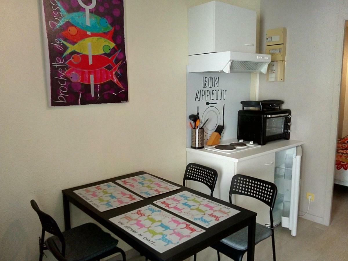 Appartement A La Plage Saint-Nic Bagian luar foto